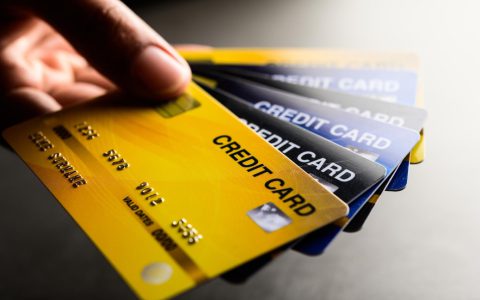 信用卡额度莫名被冻结？别慌，按这几步操作！