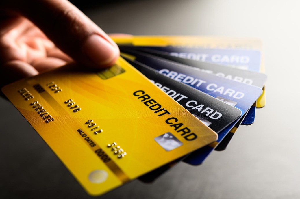 信用卡额度莫名被冻结？别慌，按这几步操作！